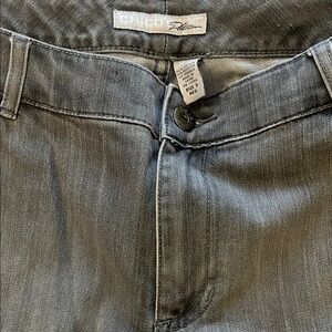 Chico's Gray Denim Jeans with Seamless Stitching.
